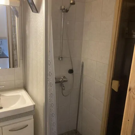 Hulhavanpuisto B2, Iso-syoete, Apartamento *