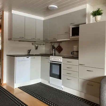 Hulhavanpuisto B2, Iso-syoete,