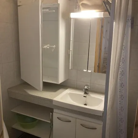 Hulhavanpuisto B2, Iso-syoete, Apartamento