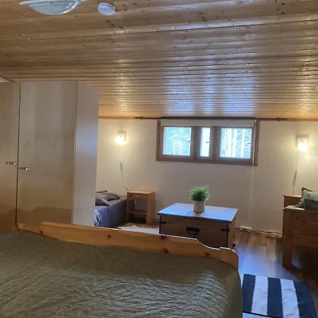 Hulhavanpuisto B2, Iso-syoete, Apartamento