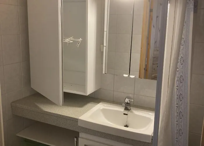 Hulhavanpuisto B2, Iso-syoete, Apartment